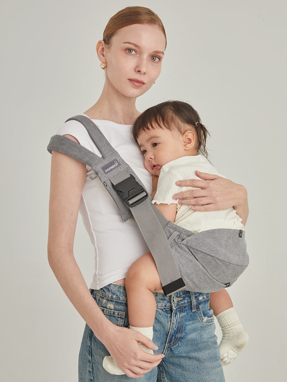 Gray Baby Hip Seat Carrier with Adjustable Strap